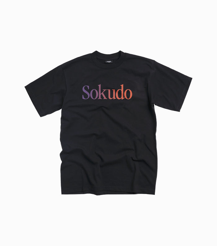Sokudo Garamond Gradient T-shirt - Black
